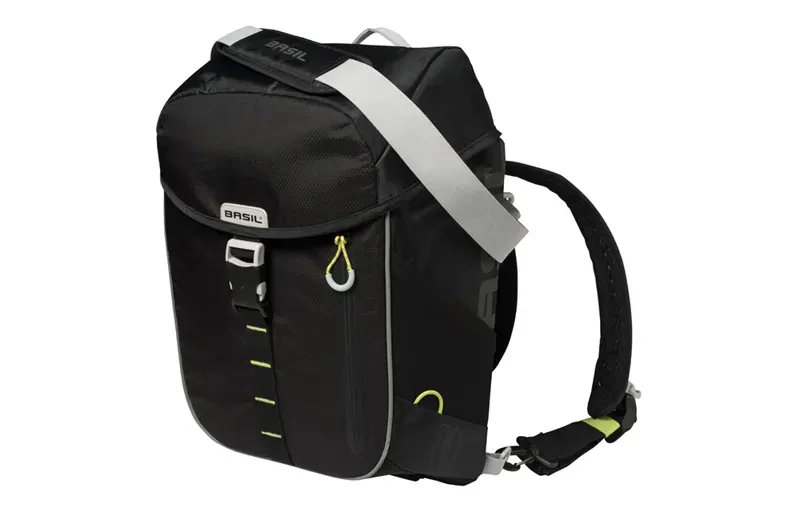 Basil Miles Daypack Bag in Black