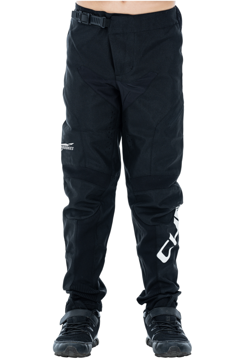 Cube Rookie Baggy Pants in Black