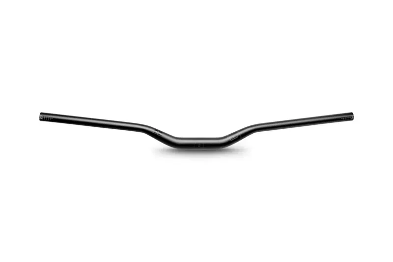 RFR Riser Trail 31.8x760x38mmx9deg Handlebar in Black
