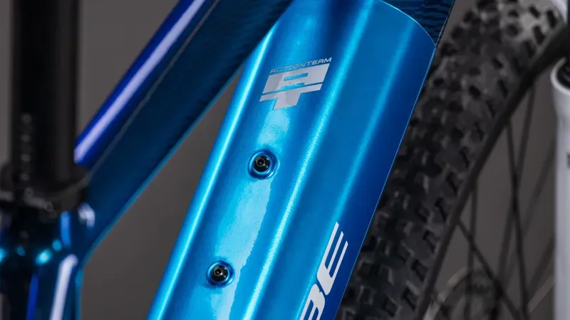 Cube Acid 240 Hybrid Rookie Pro 400x E-Kids Bike In Actionteam-3