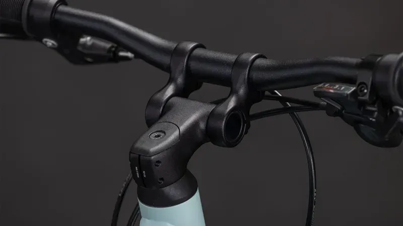 Cube Aruba 200 2026 Kids Bike in Aloe Green/White-3