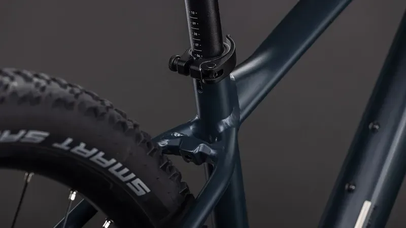 Cube Attention Pro Mountain Bike In Night Black-4