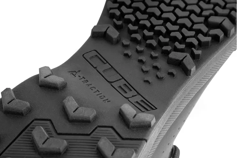 Cube Loxia Pro Shoes in Black-5