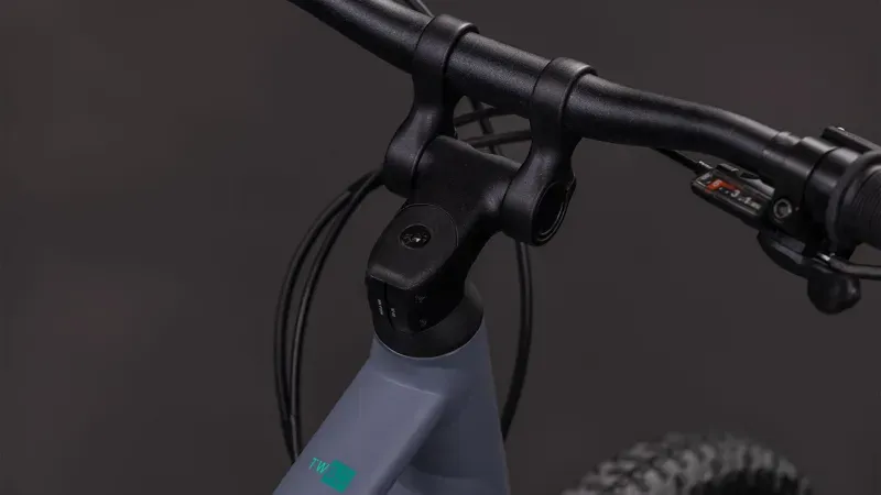 Cube Numove 200 Disc Kids Bike in Lava Grey and Cool Green-3