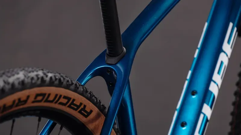 Cube Reaction C:62 SLX Mountain Bike In Electric Blue/White-3