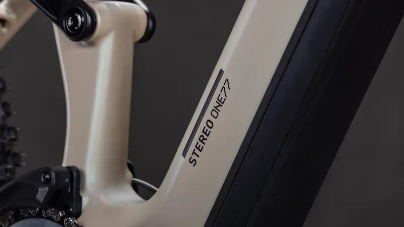 Cube Stereo Hybrid One77 HPC SLX 800 E-MTB in Glint Sand/Black-5