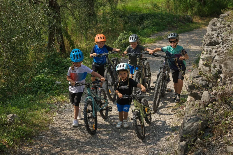 20" wheel (7-11 yrs)