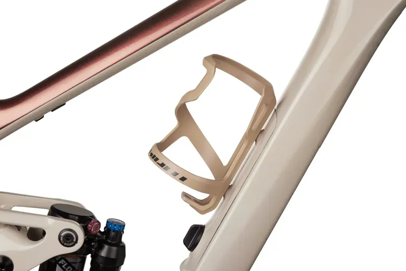 Giant Airway Sport Side Pull Recycled Bottle Cage R in Matt Black/Gray-1