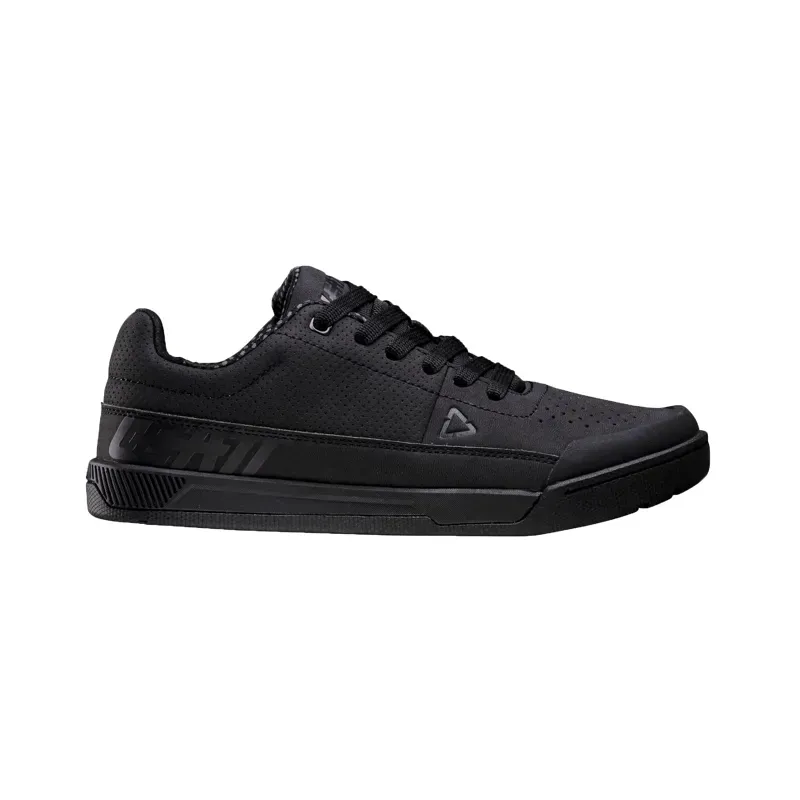 Leatt Women's Flat 2.0 Shoes in Black-2