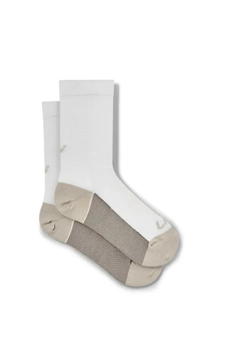 Liv Vantage Socks In White