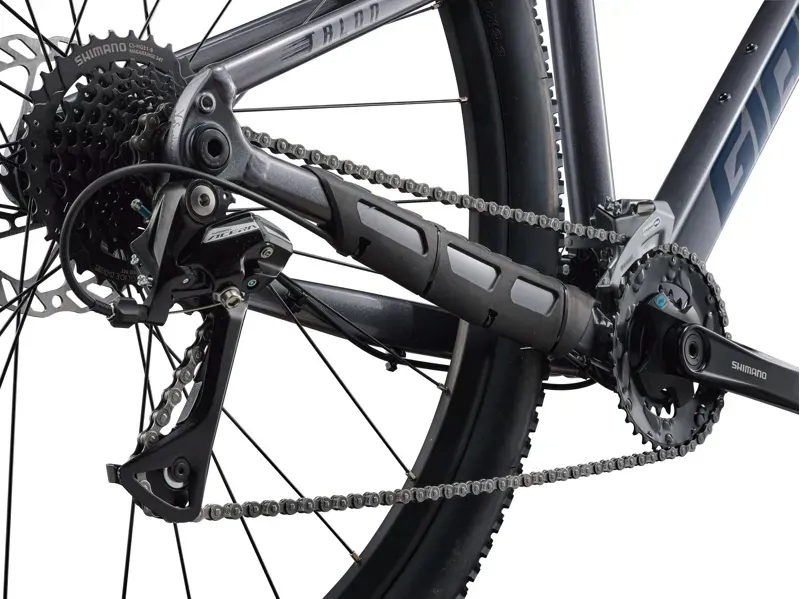 Giant Talon 3 Mountain Bike in Liquid Metal-2