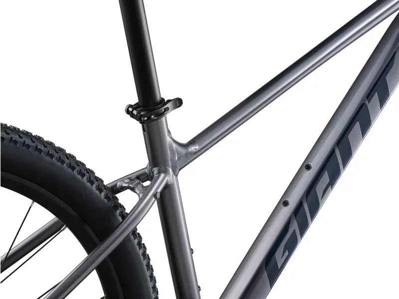 Giant Talon 3 Mountain Bike in Liquid Metal-5