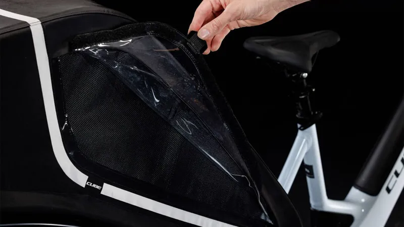 Cube Trike Hybrid Family 750 Flashwhite 24 Rear Loader-10