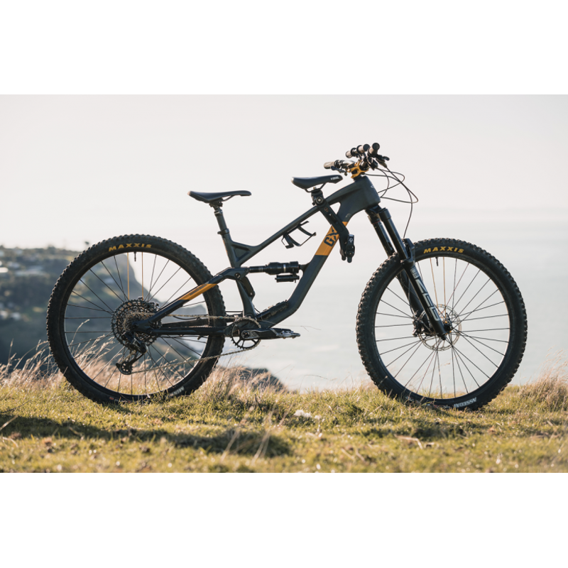 Kids Ride Shotgun 2.0 Baby Seat Combo Box in Black-3