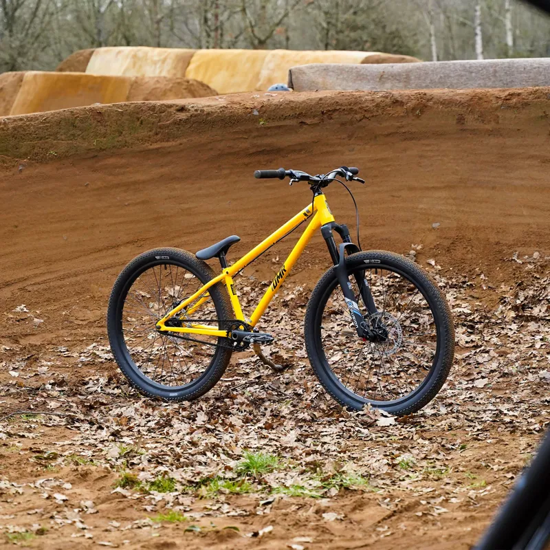 DMR - Sect Pro Bike - 26 - Dakar Yellow 26-8