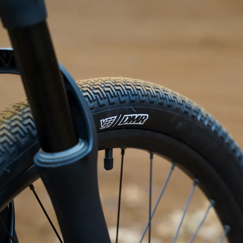 DMR - Sect Pro Bike - 26 - Dakar Yellow 26-10