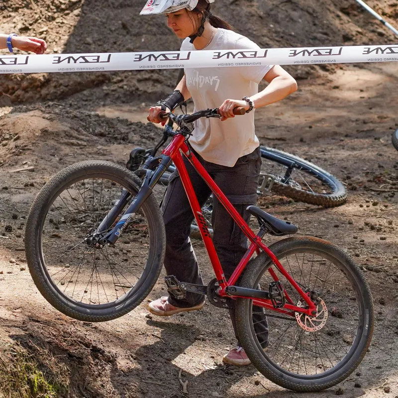 DMR - Sect Pro Bike - 26 - Code Red 26-8