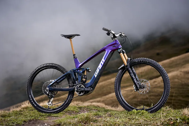 Giant Reign Advanced E+ 0 Electric Mountain Bike in Purple Haze/Metallic Navy-11