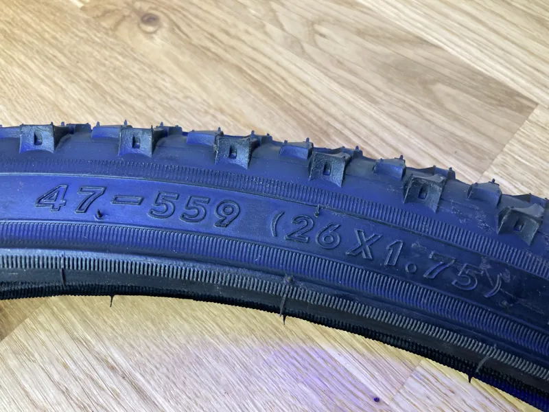 TYRE 26 X 1.75 MTB BLK-3