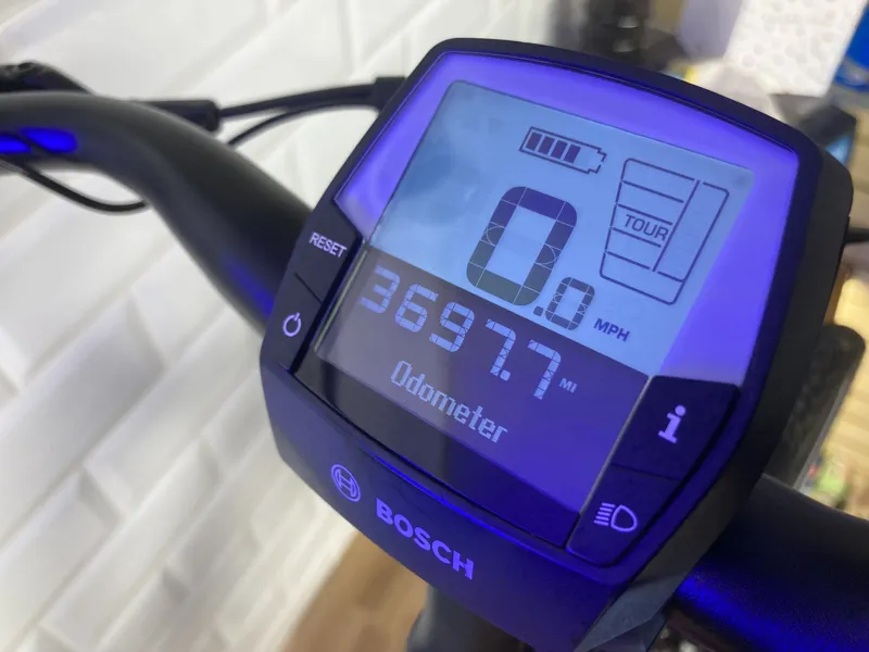 RALEIGH MOTUS TOUR RED EASY ENTRY EE46-4