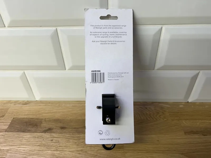 RALEIGH WATER BOTTLE CAGE  INC MOUNT-2