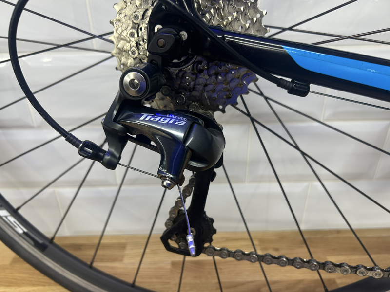 Giant Contend SL 2 Road Bike Medium - PRE-LOVED-2