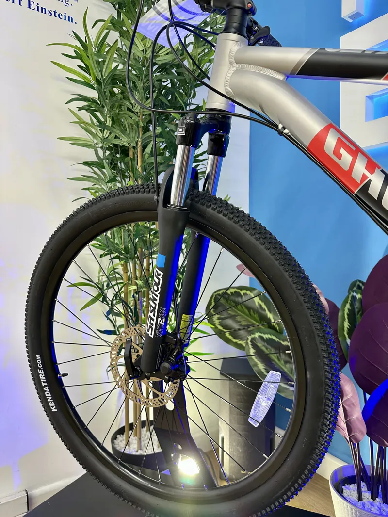 GHOST KATO 2.7 - Light Grey and Red-7