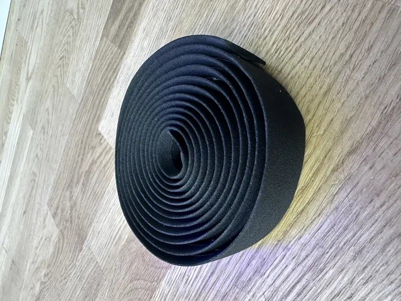 2pcs Foam Anti Slip Handlebar Tape Bar Grip Wrap - Black-2