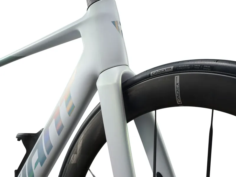 Giant Propel Advanced SL 0-DA 2027 Carbon Road Bike - Prism Pearl-8