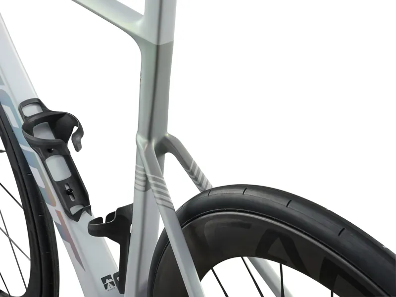 Giant Propel Advanced SL 0-DA 2027 Carbon Road Bike - Prism Pearl-7