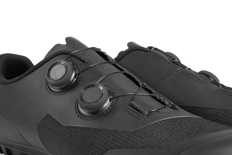 Cube Peak Pro Shoes in Black-4