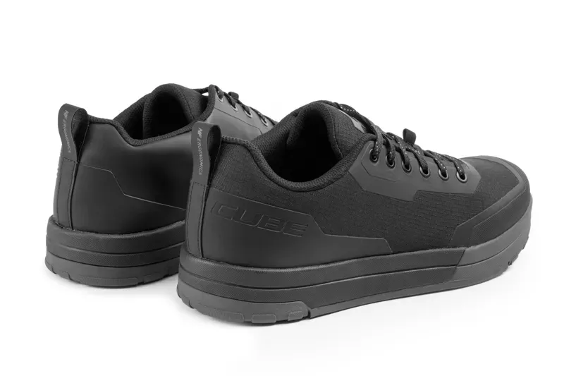 Cube Strix Shoes in Black-3