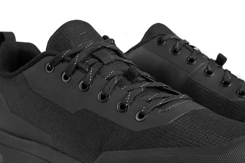 Cube Strix Shoes in Black-4