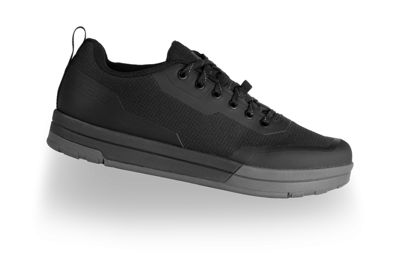 Cube Strix Shoes in Black